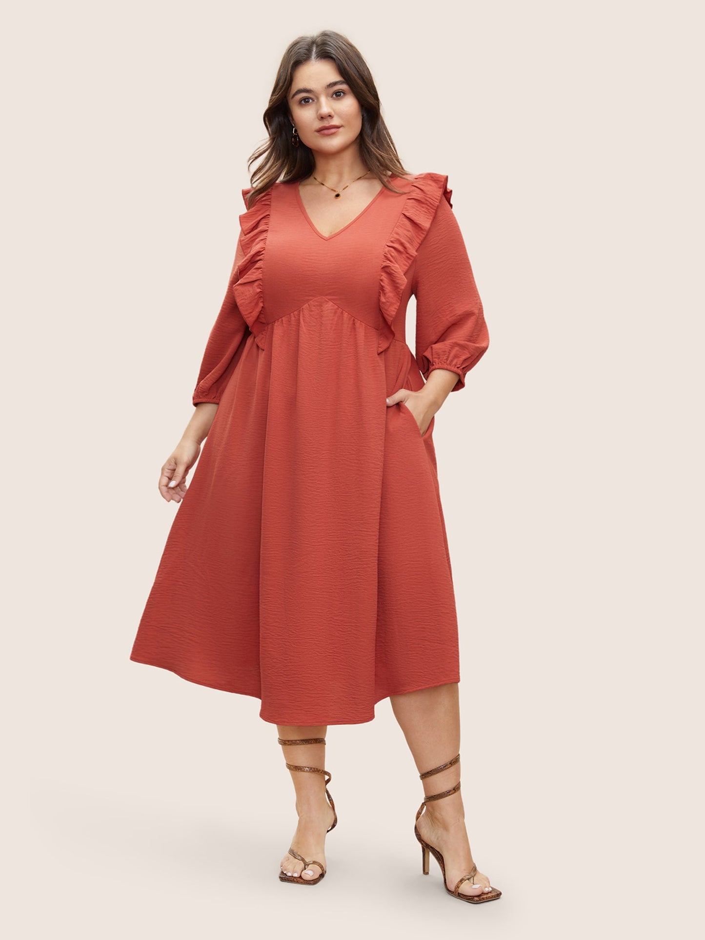 Patchwork Ruffles Pocket Elastic Waist Crepe Dress