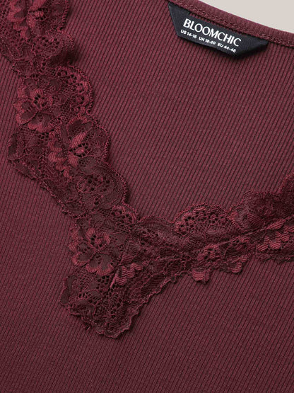 Lace V-Neck Fitted T-Shirt