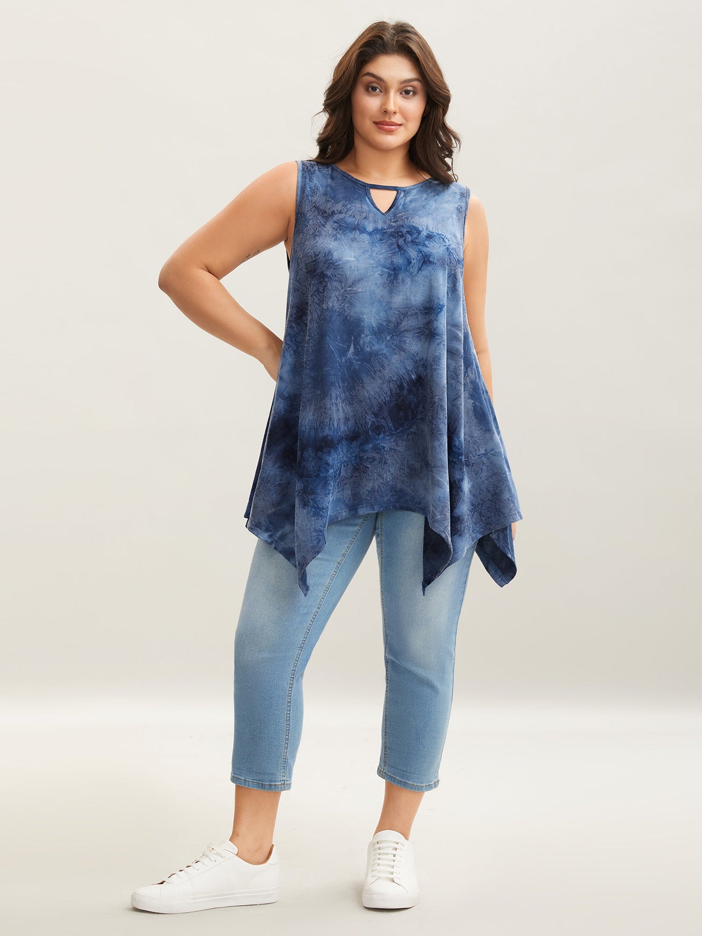 Tie-Dye Keyhole Long Tank Top