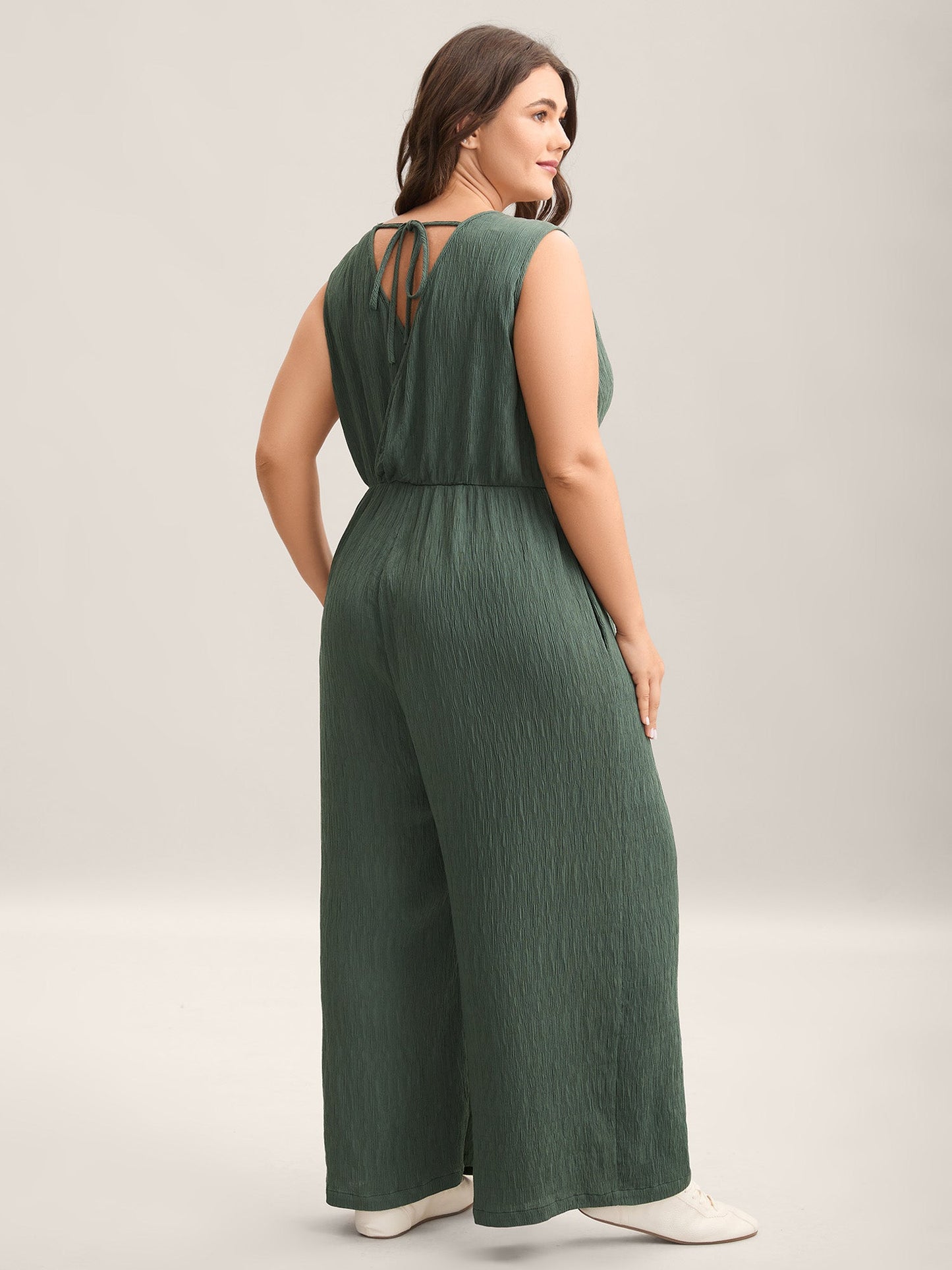 Textured Plain Pockets Wide-Leg Jumpsuit