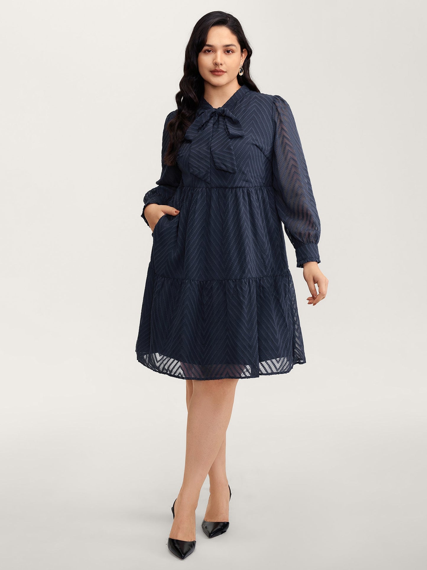 Textured Bowknot Flowy-Fit Midi Dress