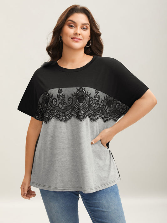 Lace Design Color Contrast T-Shirt