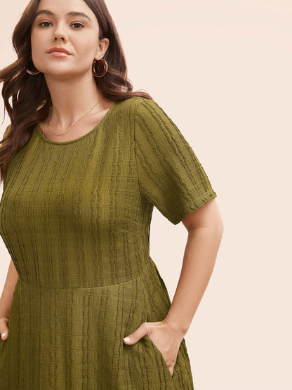 Solid Textured Crew Neck Midi Dress