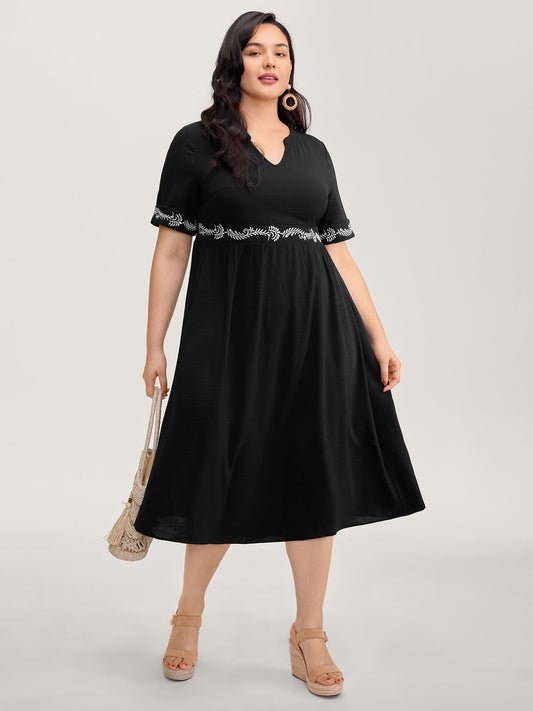 Embroidered Shirred Waist-Defining Maxi Dress