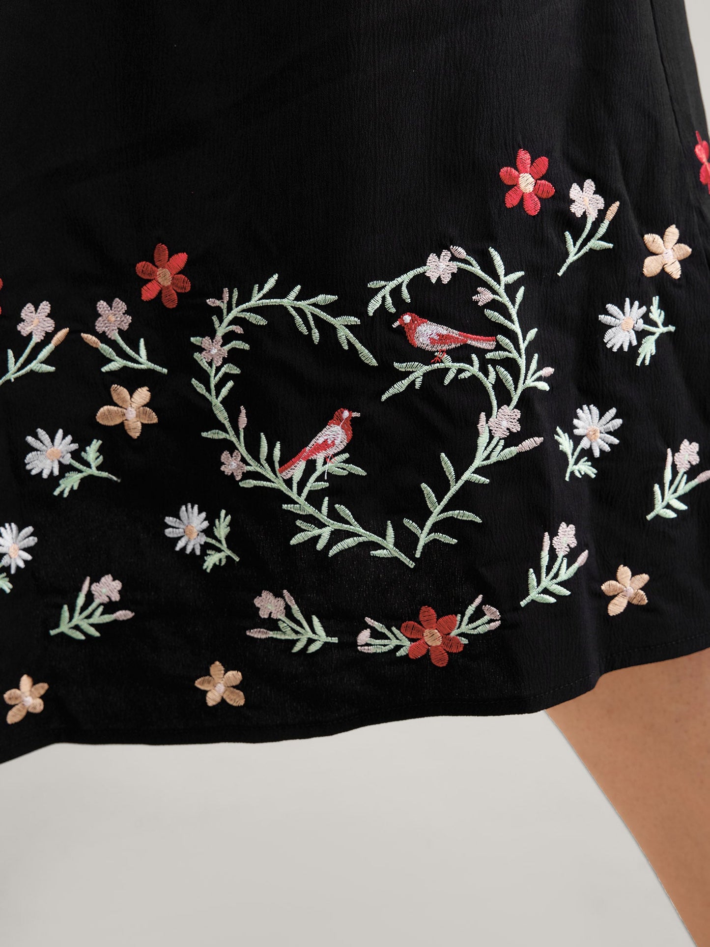 Floral Embroidery Puff Sleeve Midi Dress
