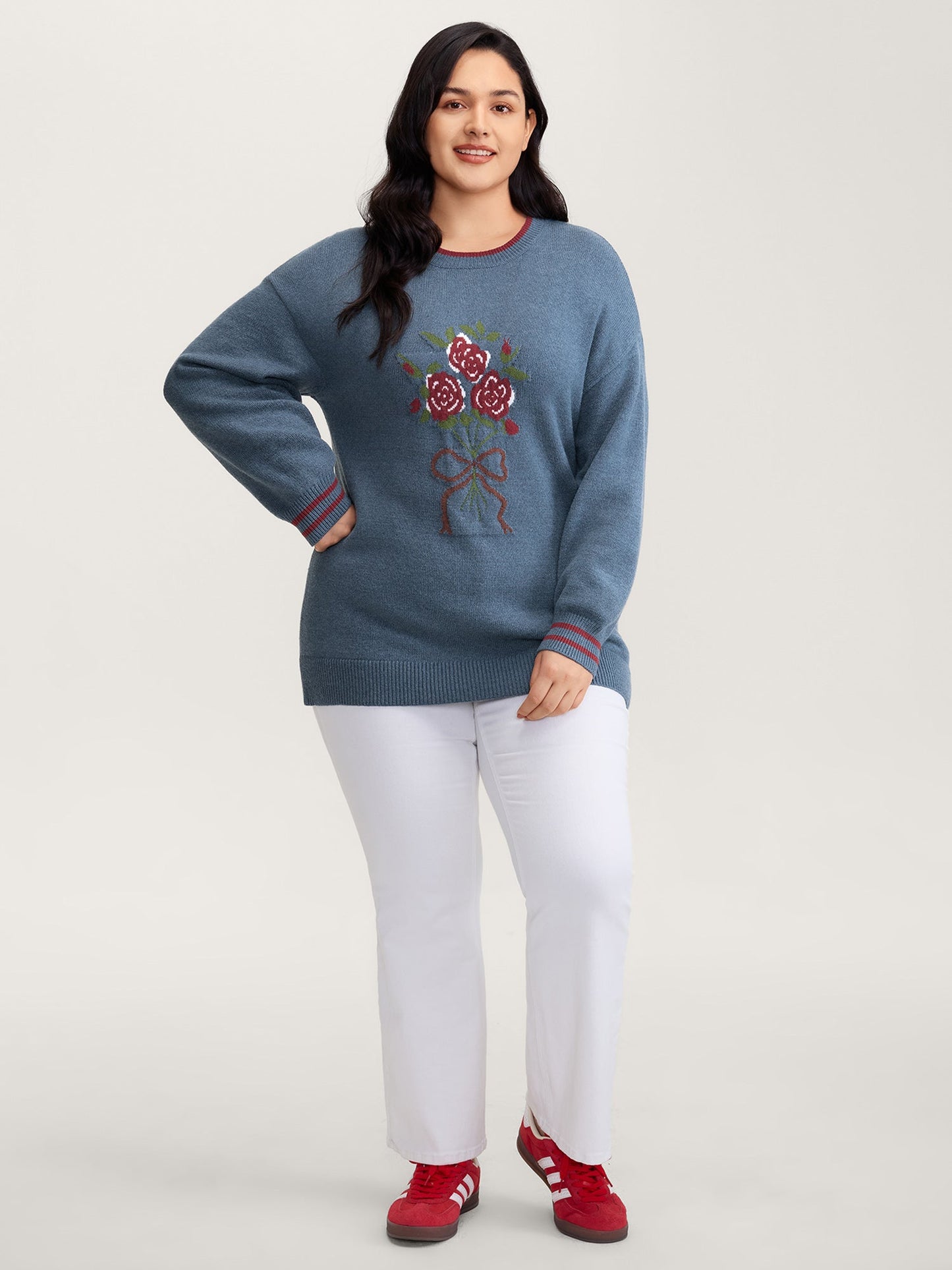 Supersoft Rosy Motif Contrast Round Neck Pullover