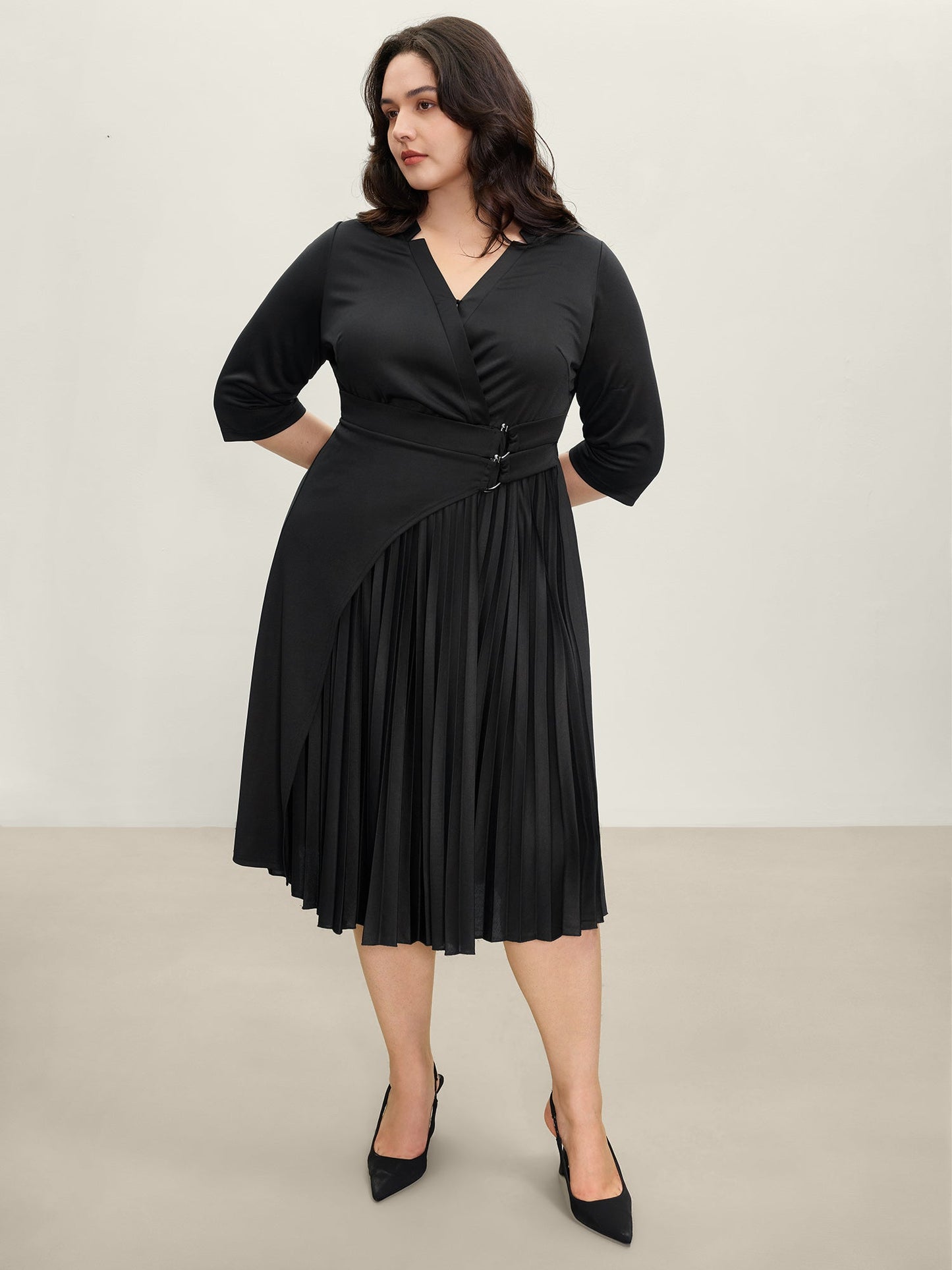 Metal Buckle Drape Pleated Midi Dress