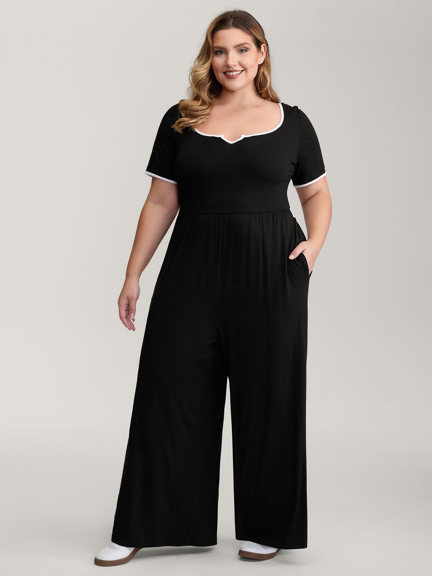 Easy Peezy Square Neckline Contrast Pockets Jumpsuit