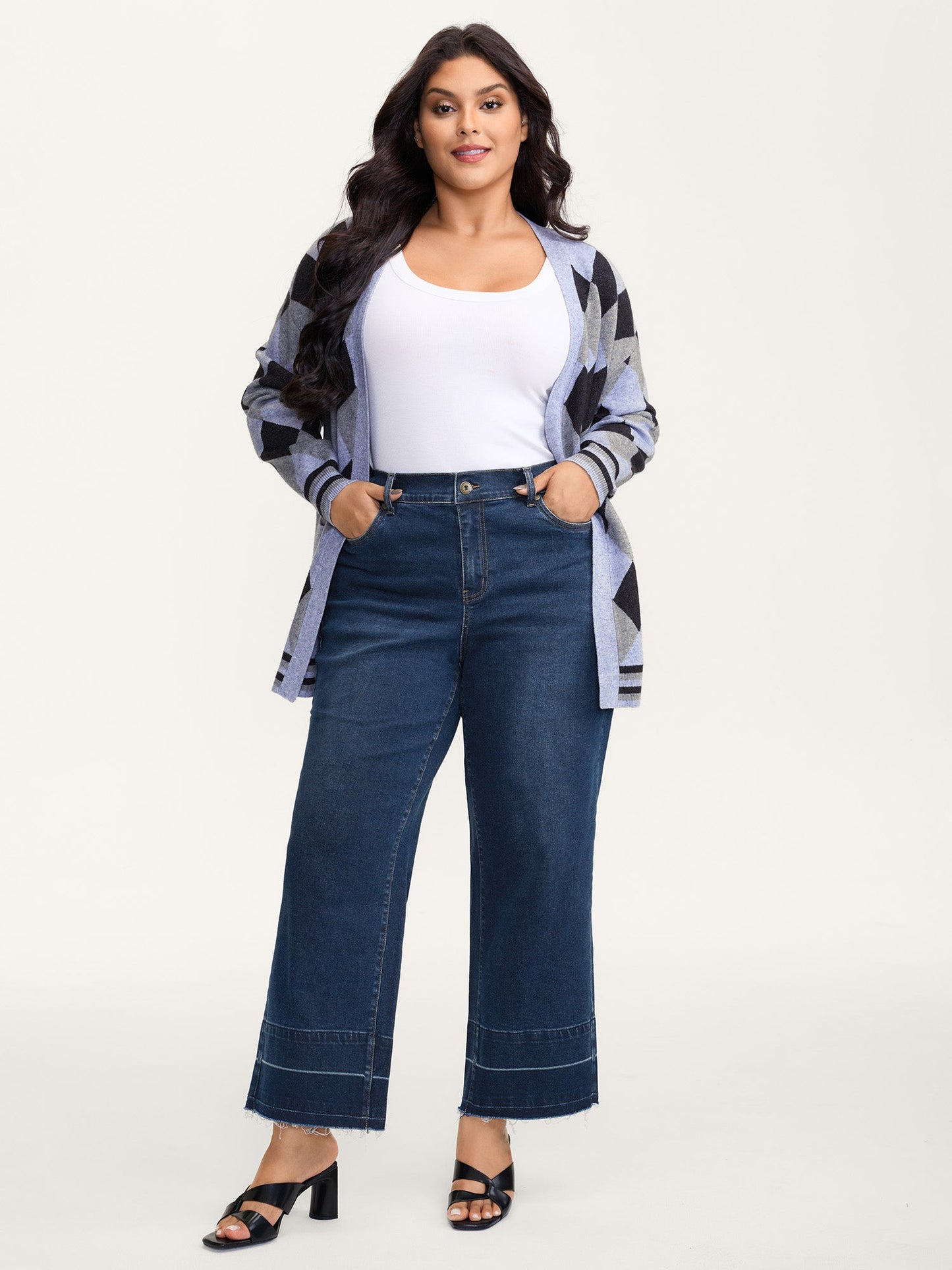 Stretch Frayed Hem Straight-Leg Jeans