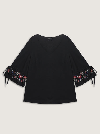 Floral Sleeve Embroidery Drawstring Knit Top