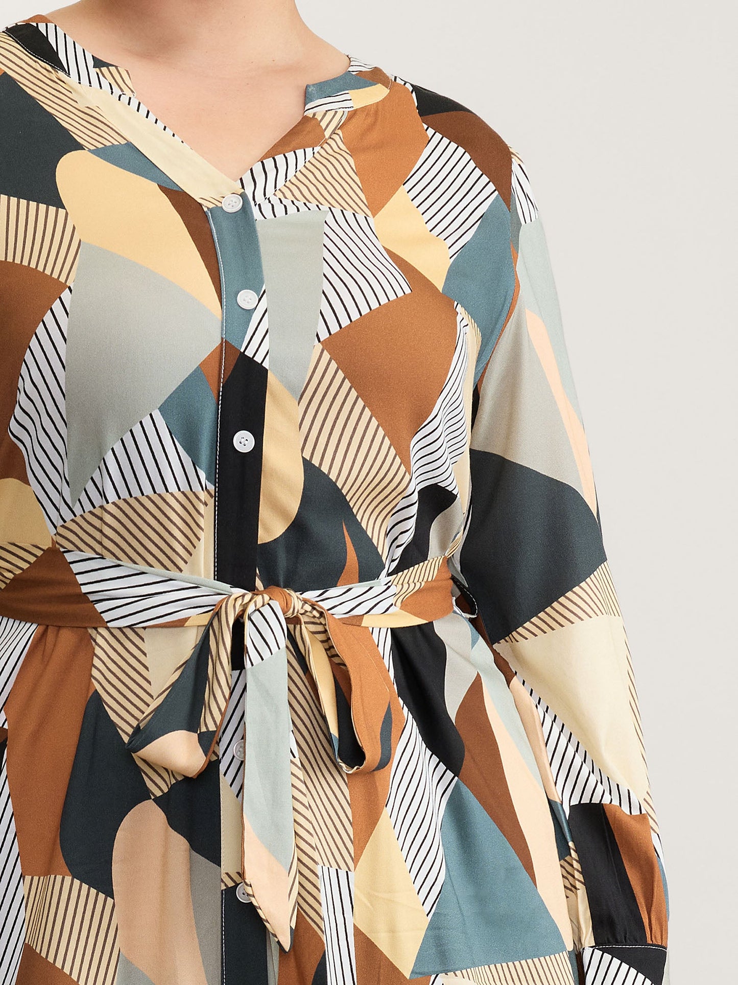 Geometric Print Contrast Tab Sleeve Midi Dress