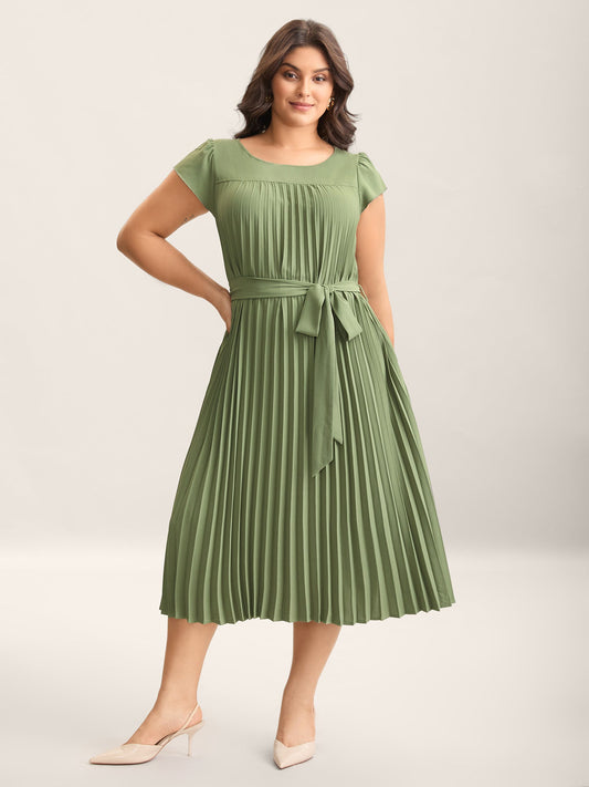 Plicated Detail Belted Pockets Maxi Dress