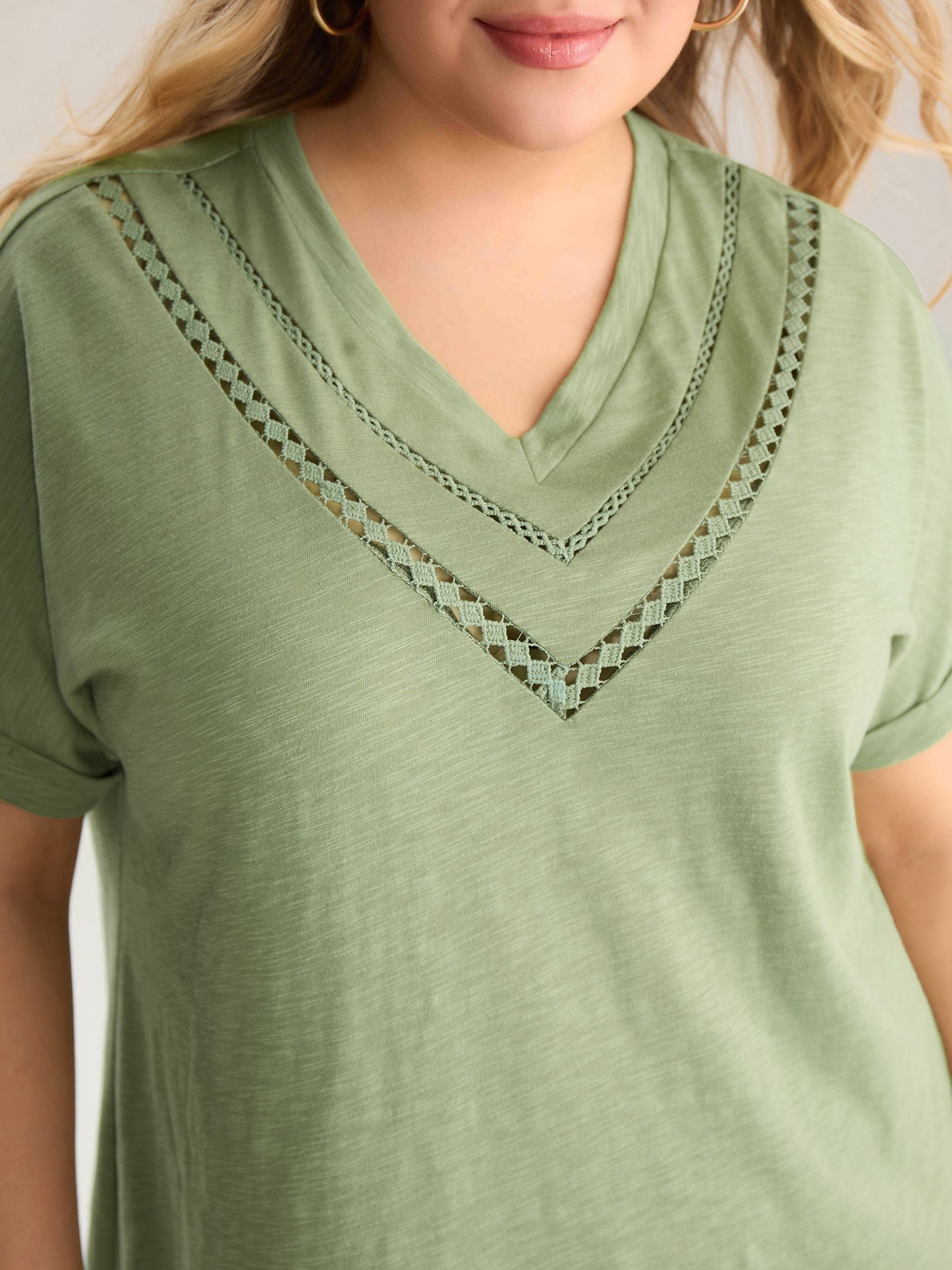 Bamboo Fabric Lace Trim Flowy T-Shirt