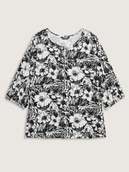 Stretchy Silhouette Flower Knit Top