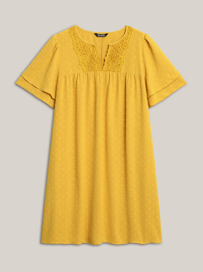 Textured Cut-Out Lace Pockets Midi Dress
