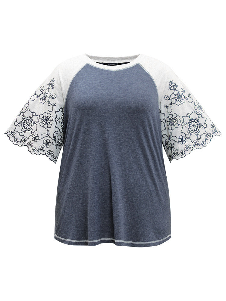 Contrast Embroidered Scalloped Trim T-shirt