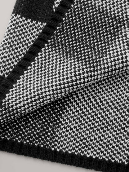Checkered Jacquard Folded Collar Knit Cardigan