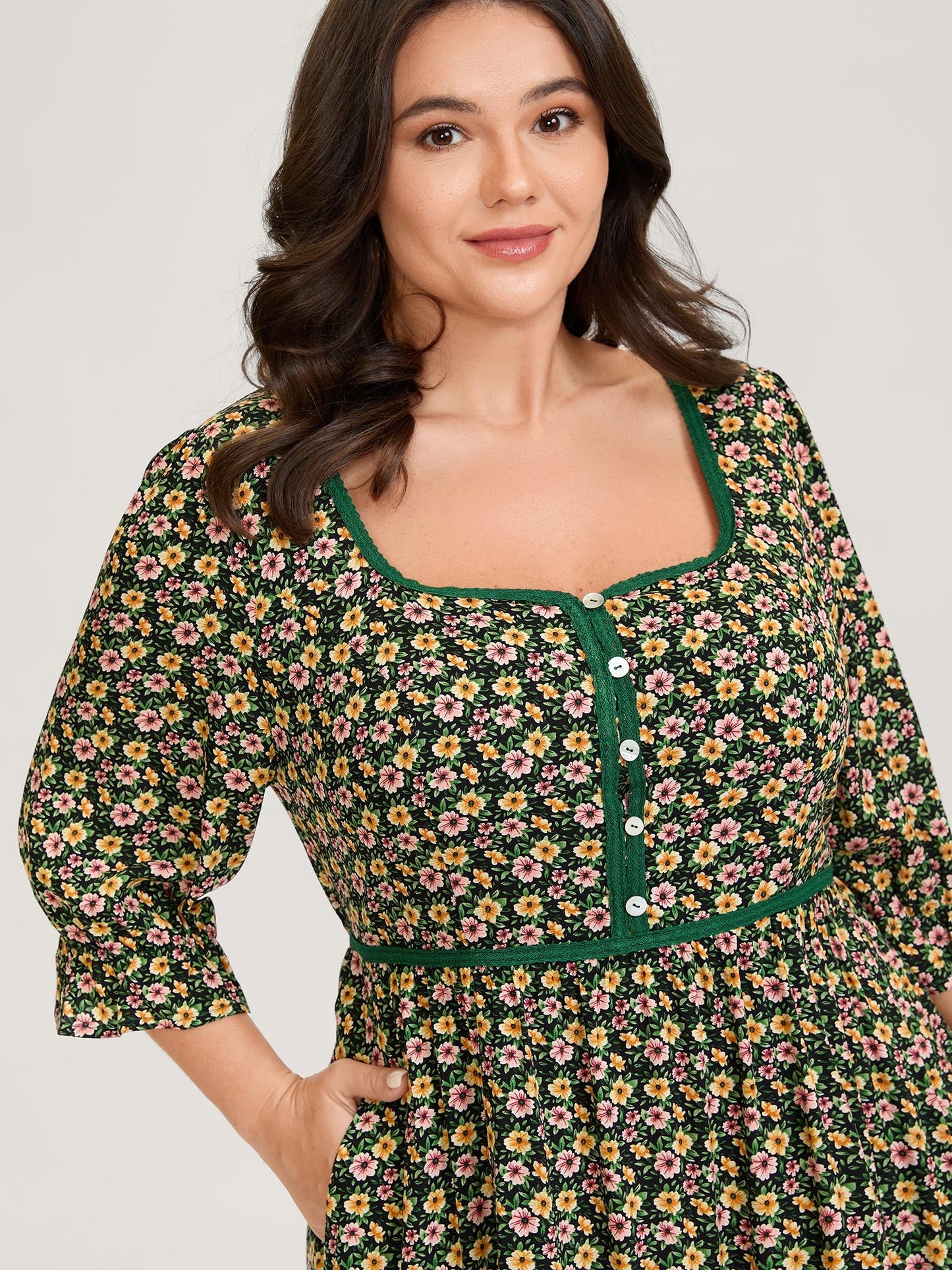 Dense Floral Print Stretchy Waist Maxi Dress