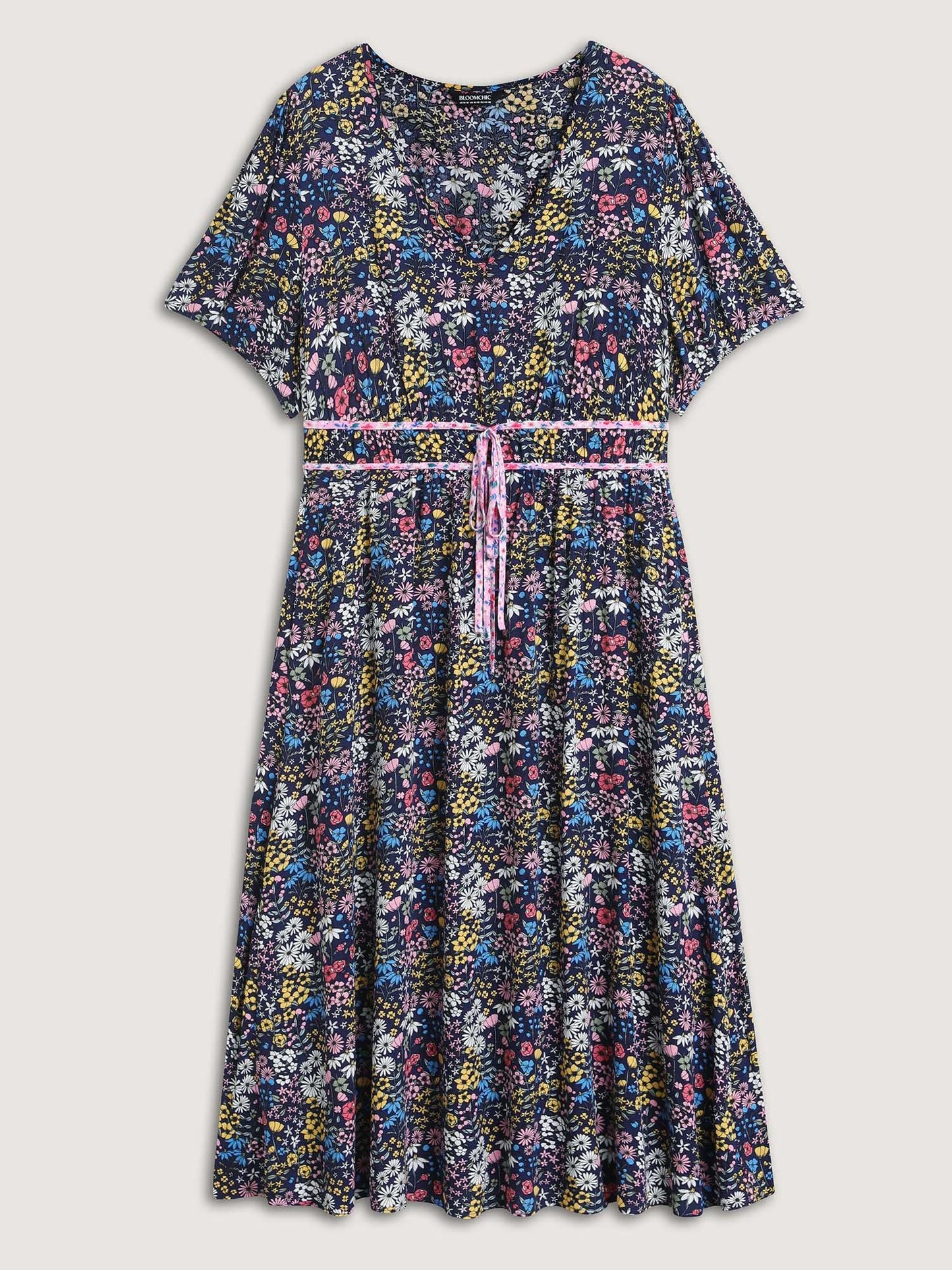 Rayon Floral Print Contrast Pockets Midi Dress