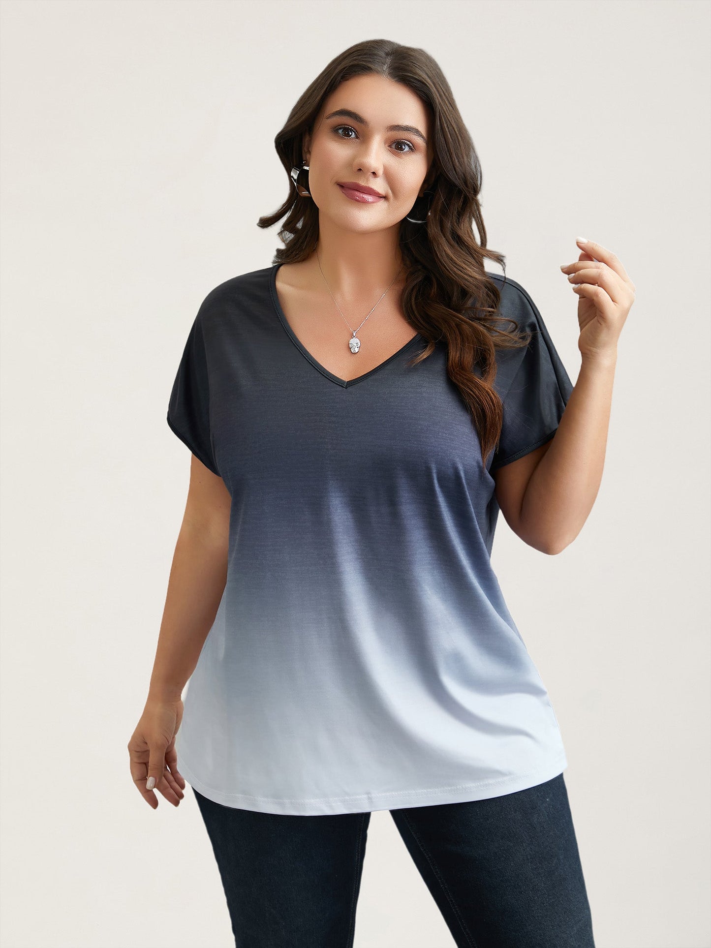 Gradient Tie-Dye Stretchy V-Neck T-Shirt