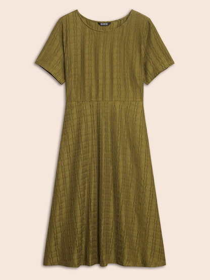 Solid Textured Crew Neck Midi Dress