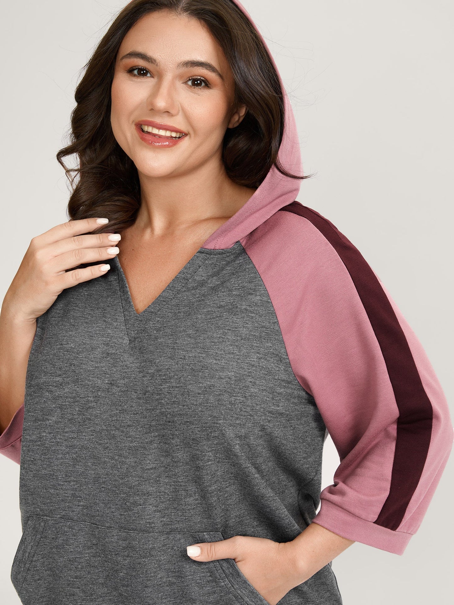 Color Contrast Spliced Stretchy Hem Hoodie