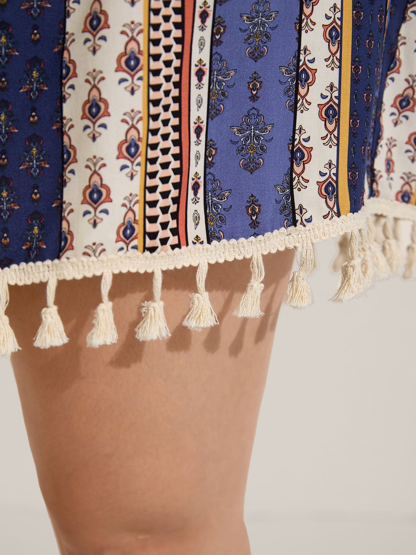Boho Print Tassels Hem Shorts