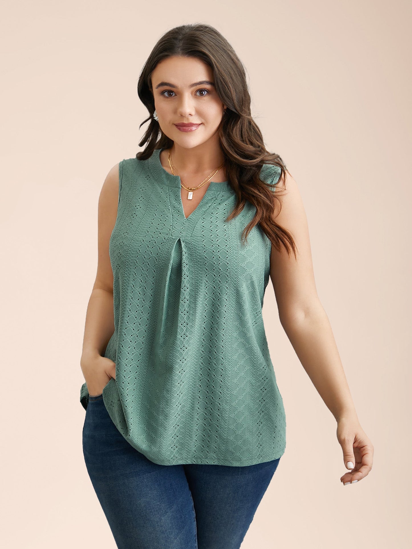 Front Plicated Textured Notched Collar Vest