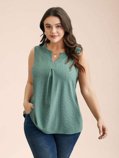 Front Plicated Textured Notched Collar Vest