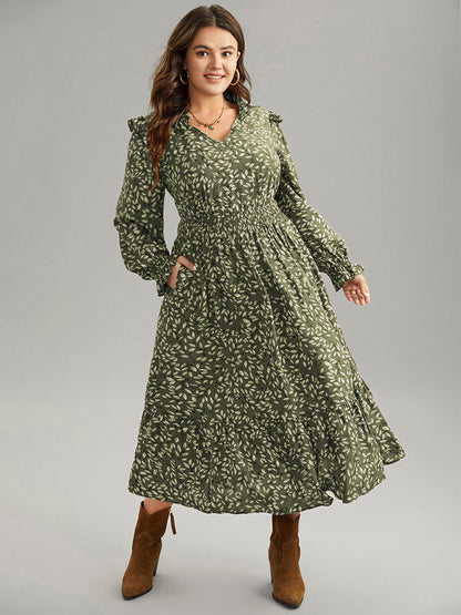 Ditsy Floral Flutter Trim Pocket Shirred Dress