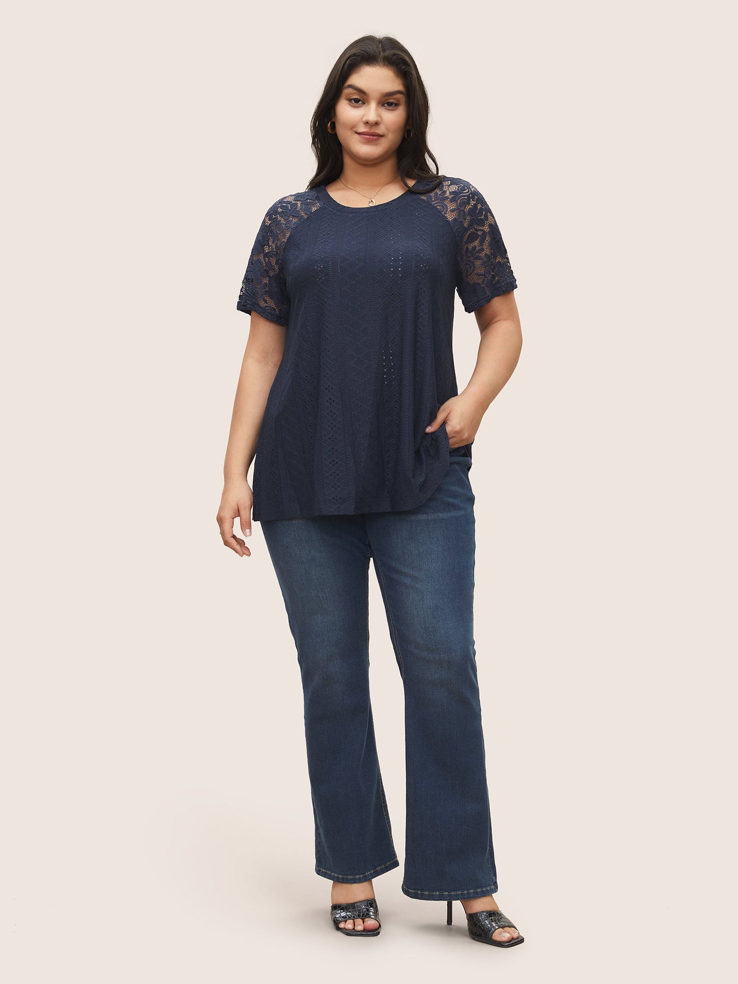 Solid Broderie Anglaise Lace Raglan Sleeve T-shirt