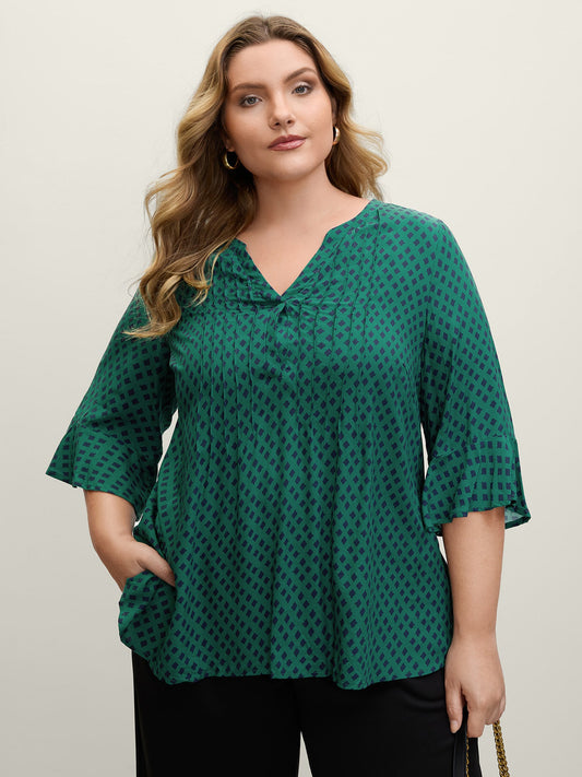 Geometric Print Bust-Ease Split Neck Blouse
