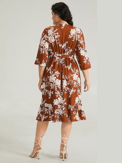 Silhouette Floral Print Ties Wrap Dress