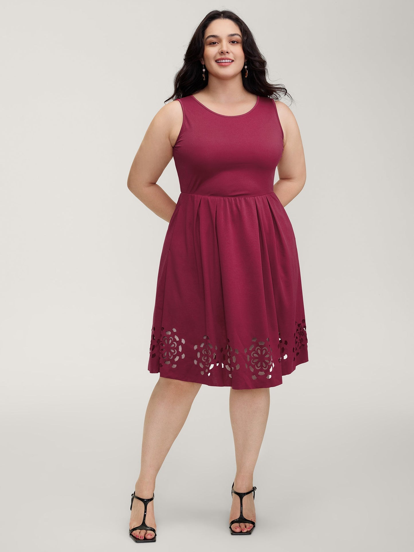 Laser Cut Hem Backless Tie Midi Dress