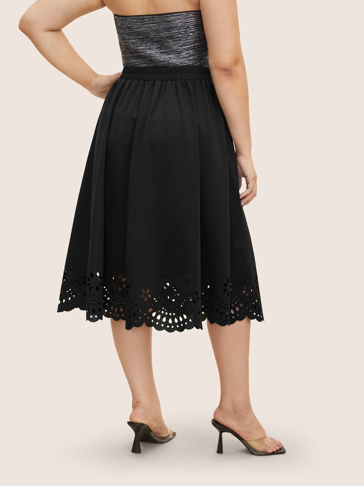 Laser Cut Elastic Waist Pocket Skirt